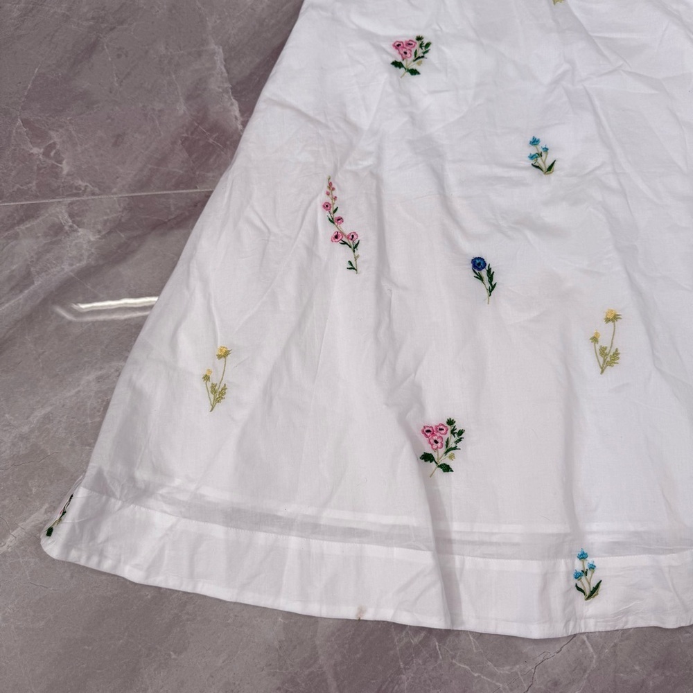 Women’s Talbots Embroidered Midi Skirt Tossed Wildflower Size 4 Pockets Cotton - Picture 6 of 16